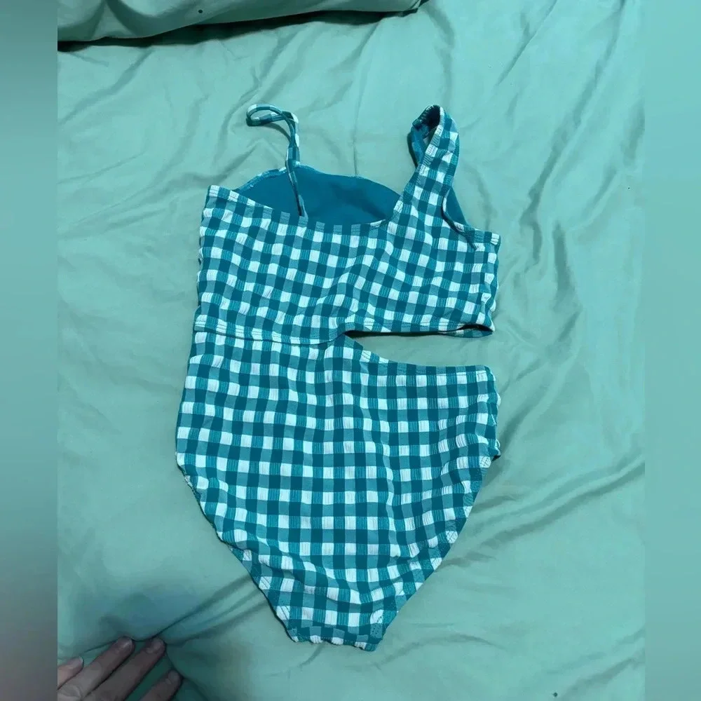 Wonder Nation Girl Shark Bite One-Piece Swimsuit (7/8) gently worn